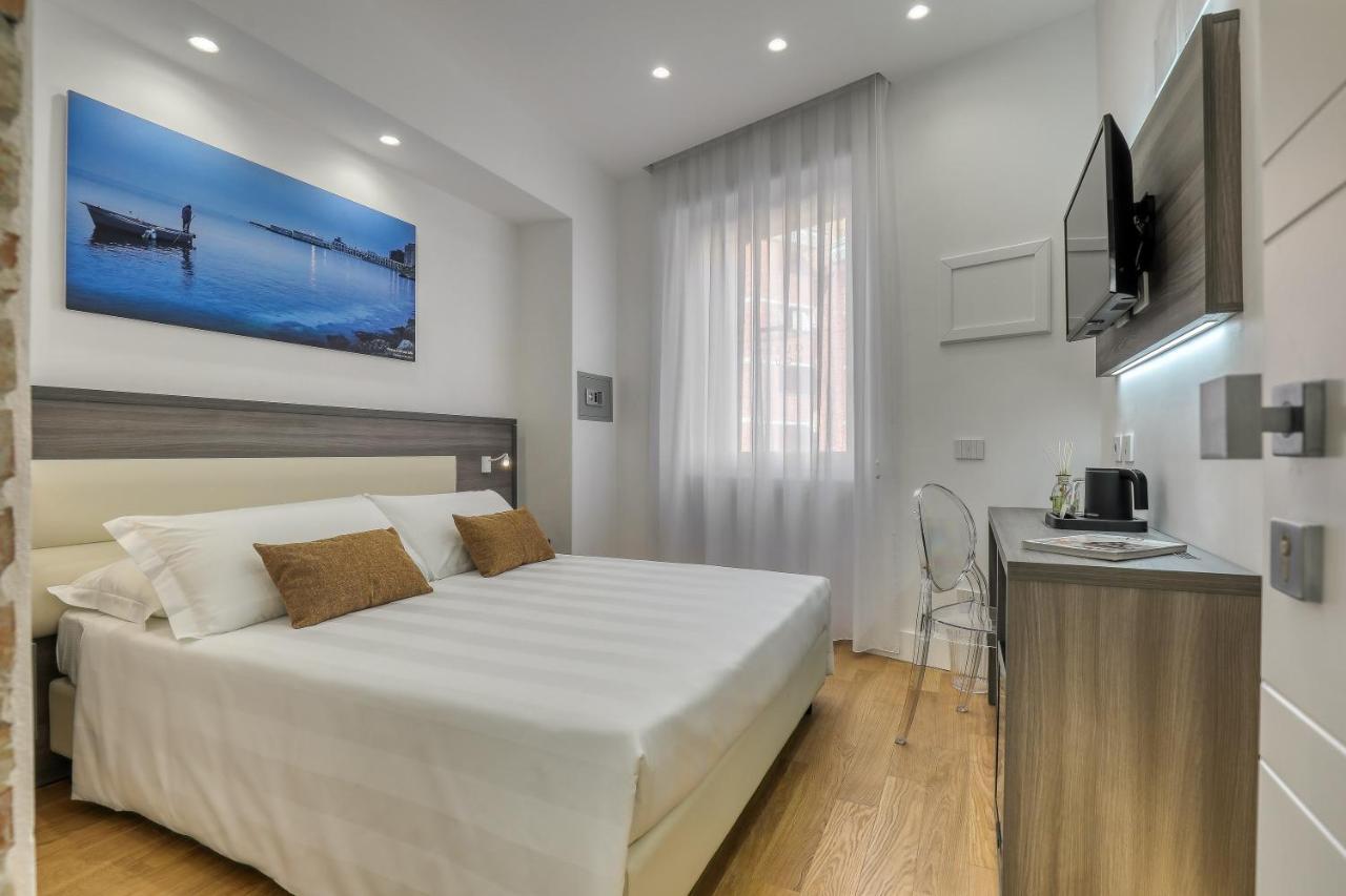 Gallery Suite Чивитавекия Екстериор снимка