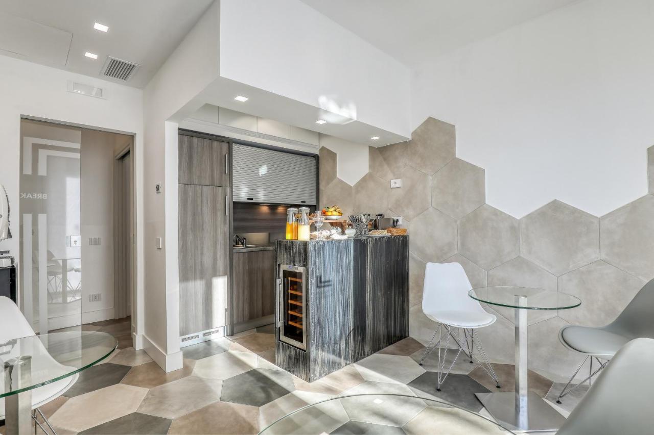 Gallery Suite Чивитавекия Екстериор снимка