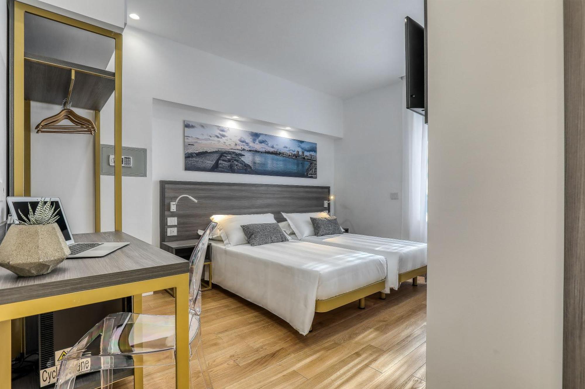 Gallery Suite Чивитавекия Стая снимка